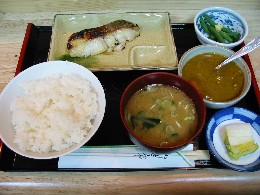 焼魚（スズキ西京漬）ランチ