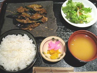 ナスと豚肉の味噌炒め定食